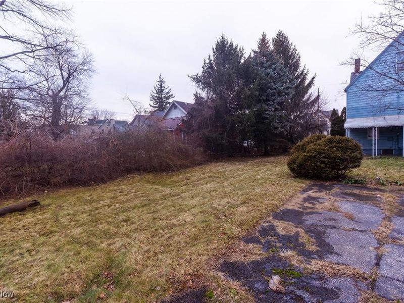2245 E 87th Street, Cleveland, OH 44106 Photo 6