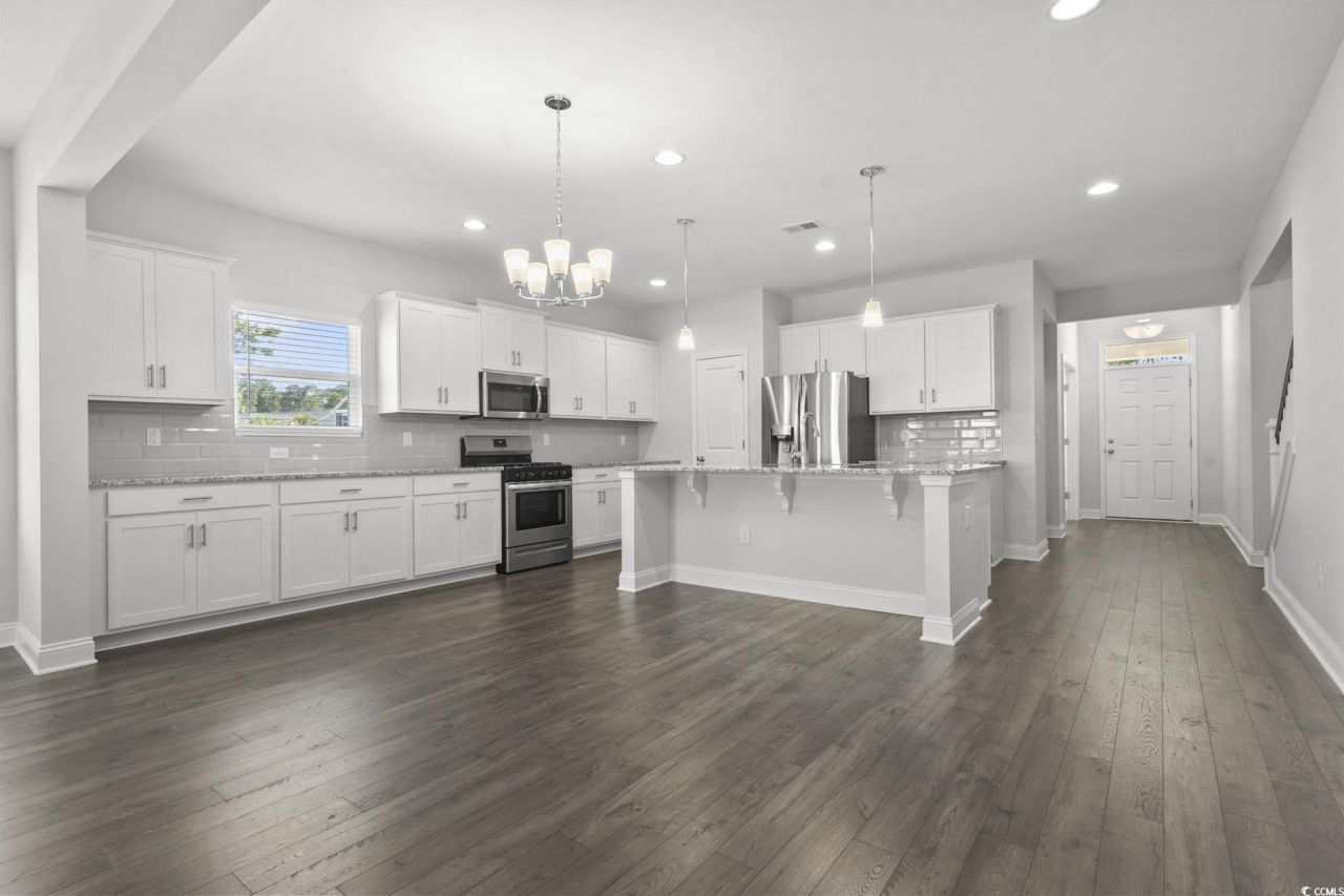 225 Astoria Park Loop Photo 11