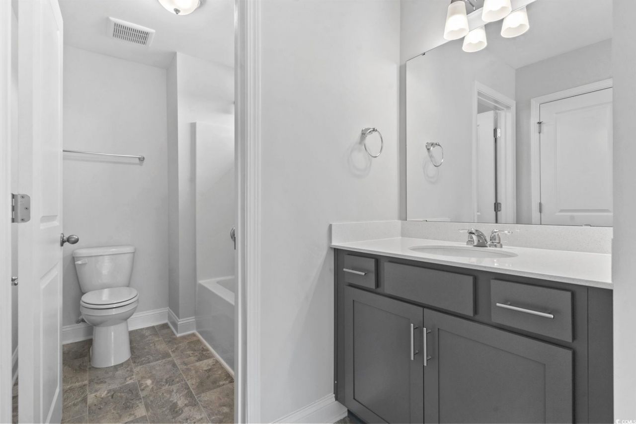 225 Astoria Park Loop Photo 30