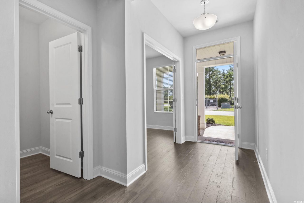 225 Astoria Park Loop Photo 5