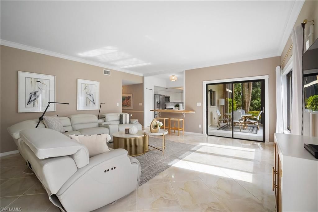 6760 Pelican Bay Blvd, Unit 312, Naples, FL 34108 Photo