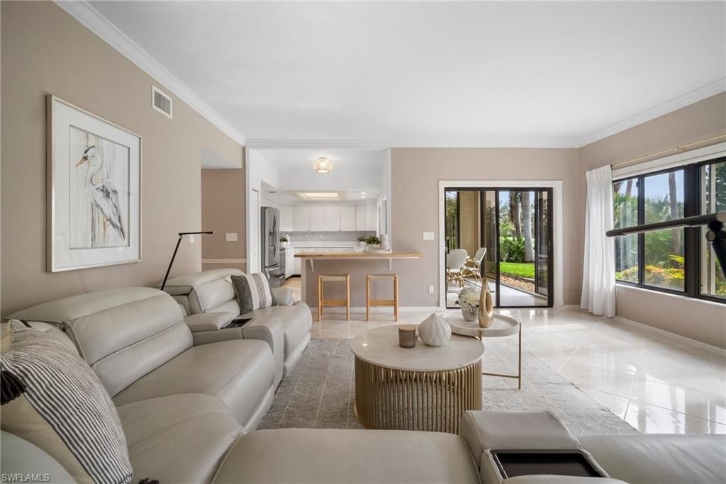6760 Pelican Bay Blvd, Unit 312, Naples, FL 34108 Photo
