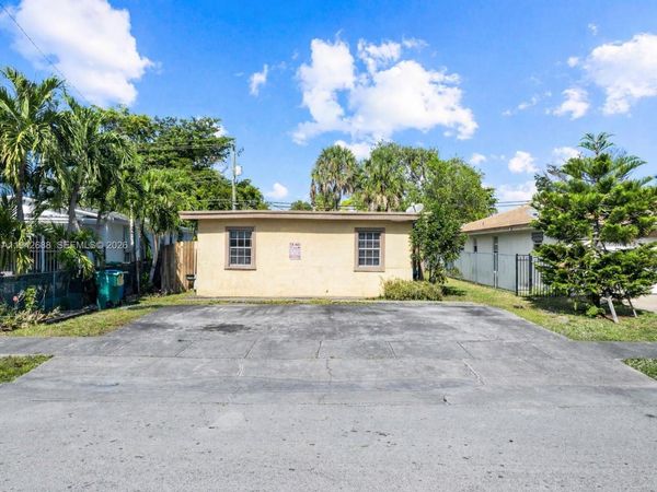 2821 NW 12th Ct , Fort Lauderdale, FL 33311