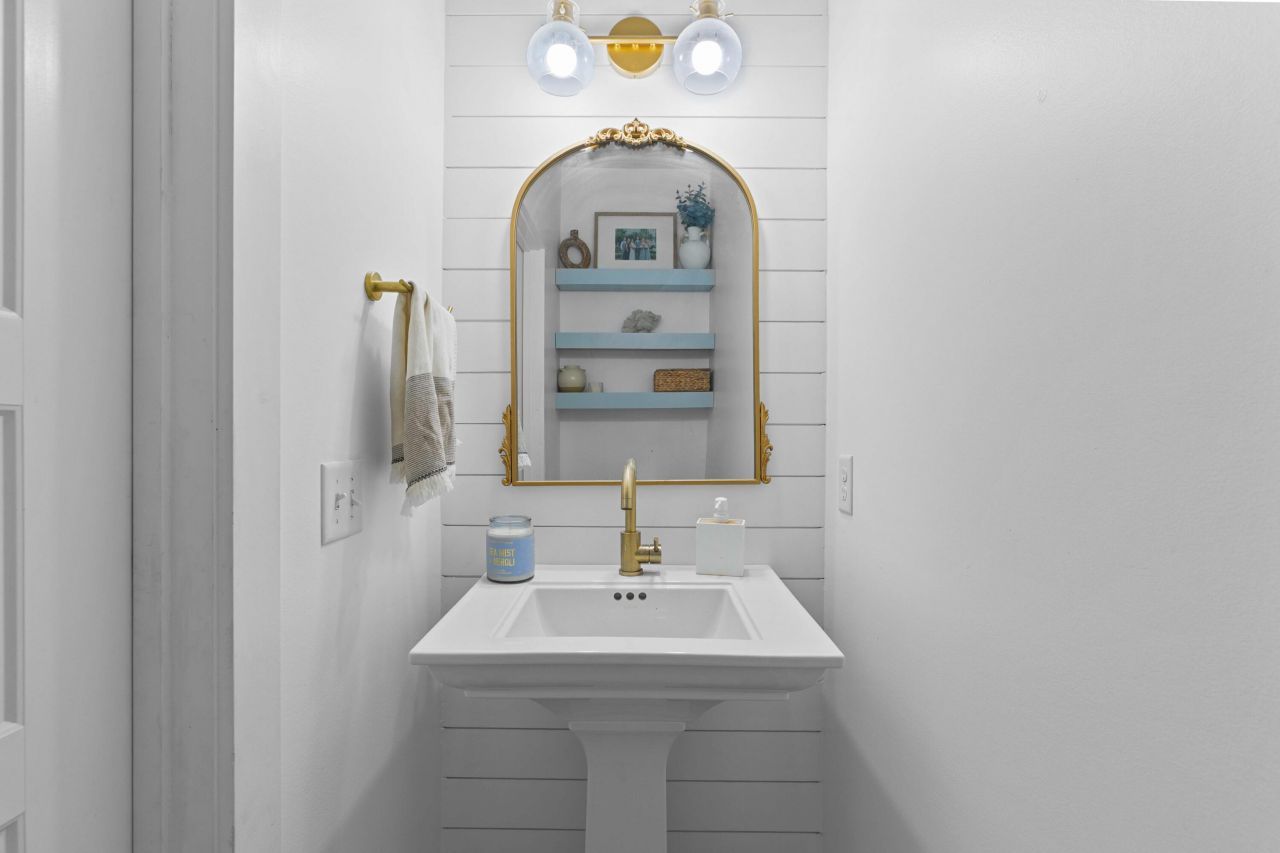 2887 Stonestown Drive Photo 9