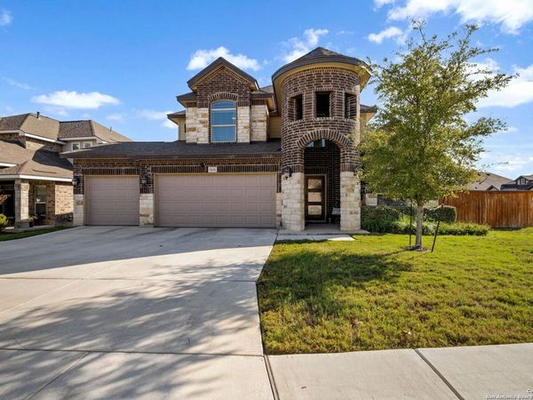 1634 Iron Wolf Pass, San Antonio, TX 78245