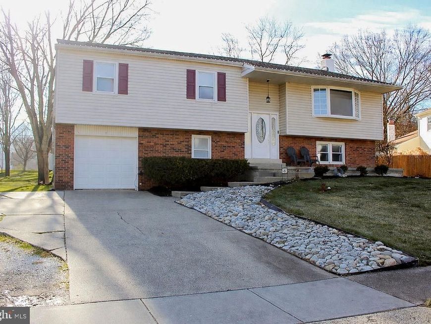 227 Hyde Park Place, Yardley, PA 19067 Main Photo