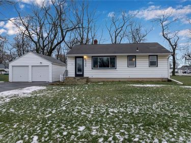 5389 William Street, Lewiston, NY 14092