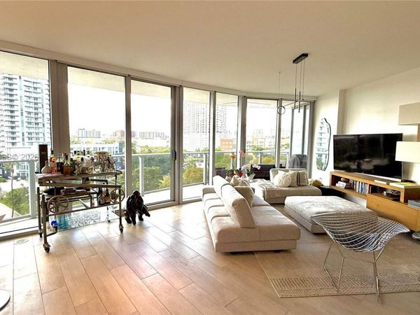 488 NE 18th St, Unit 700, Miami, FL 33132