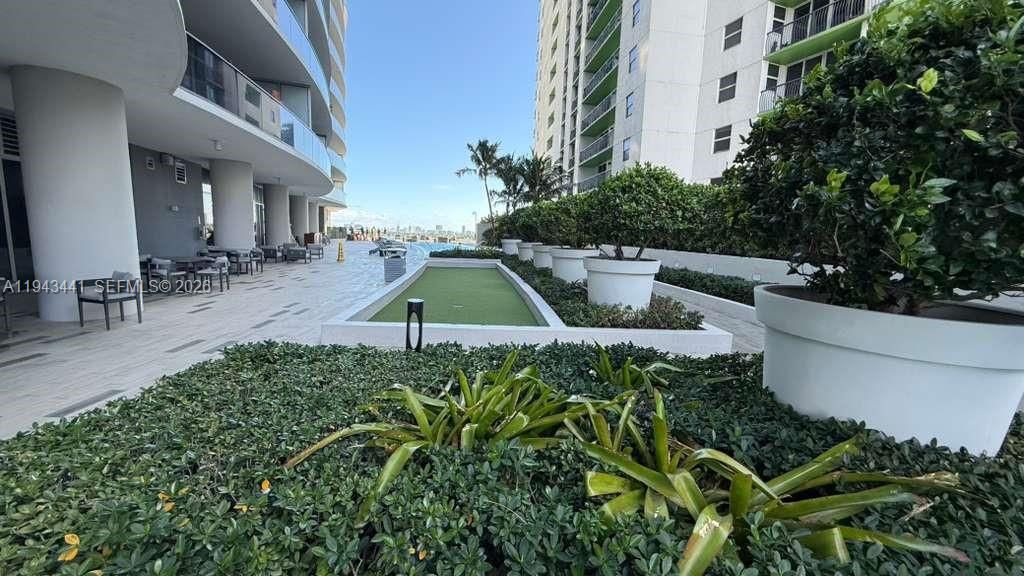 488 NE 18th St, Unit 700, Miami, FL 33132 Photo