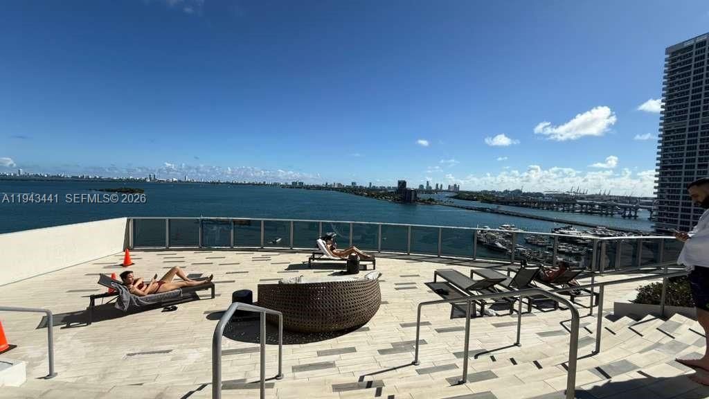 488 NE 18th St, Unit 700, Miami, FL 33132 Photo