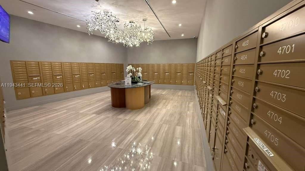 488 NE 18th St, Unit 700, Miami, FL 33132 Photo