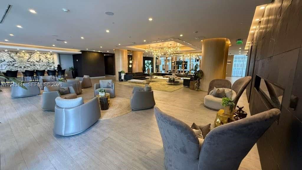 488 NE 18th St, Unit 700, Miami, FL 33132 Photo