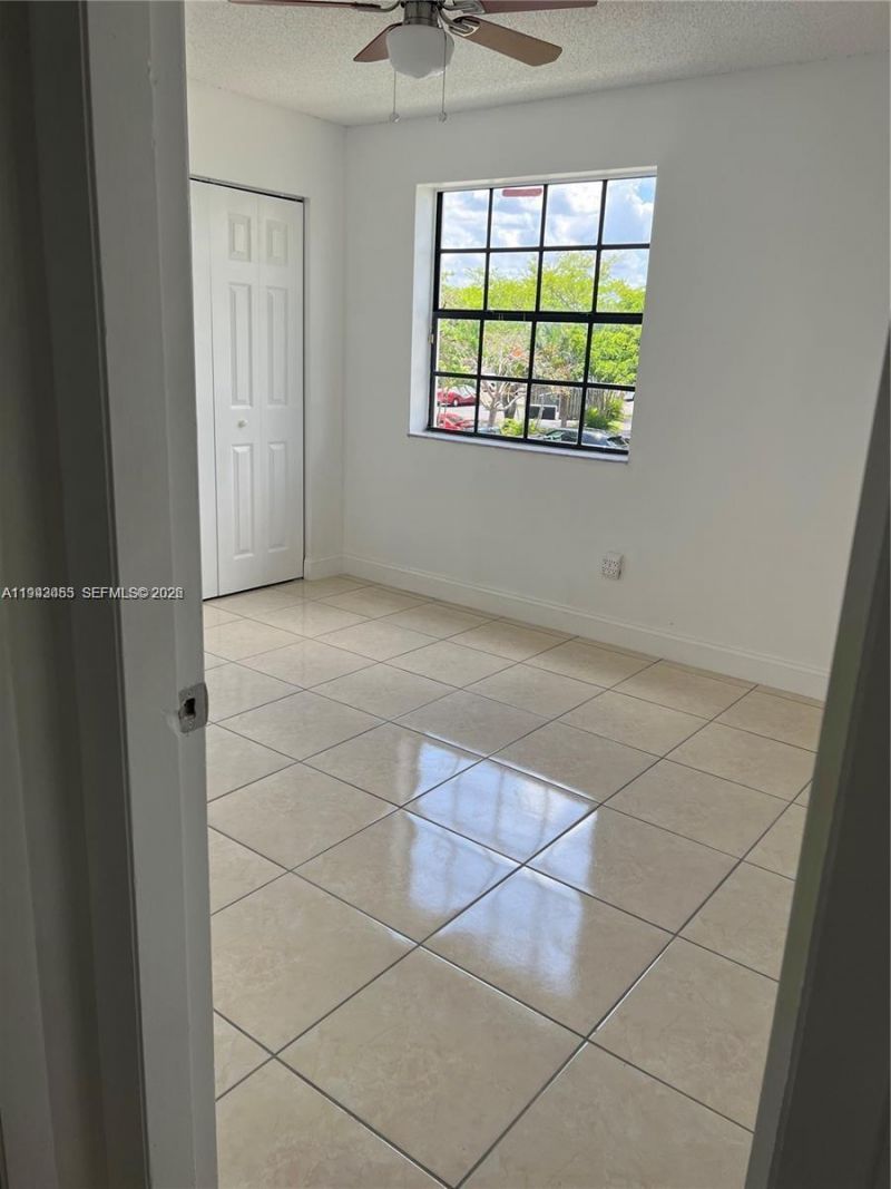1017 Washington Cir, Unit 1017-I, Homestead, FL 33034 Photo
