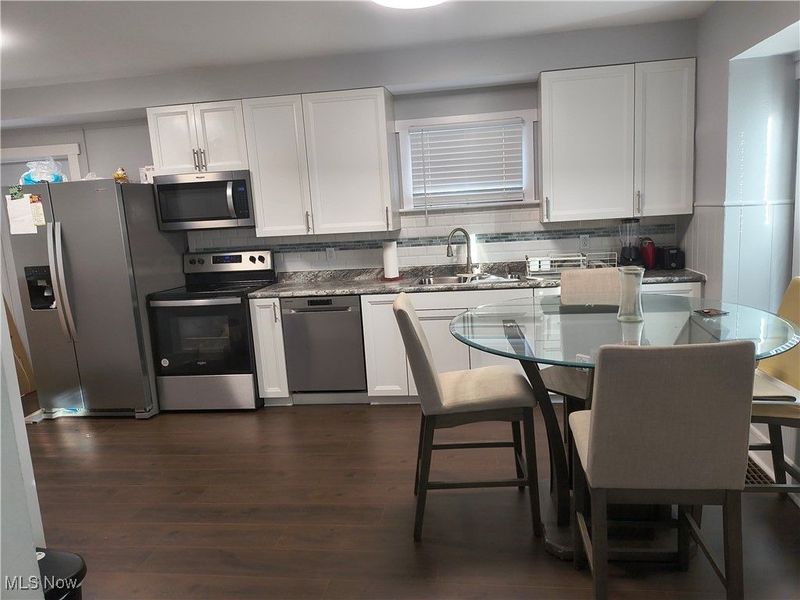 3383 W 98th Street, Cleveland, OH 44102 Photo 3