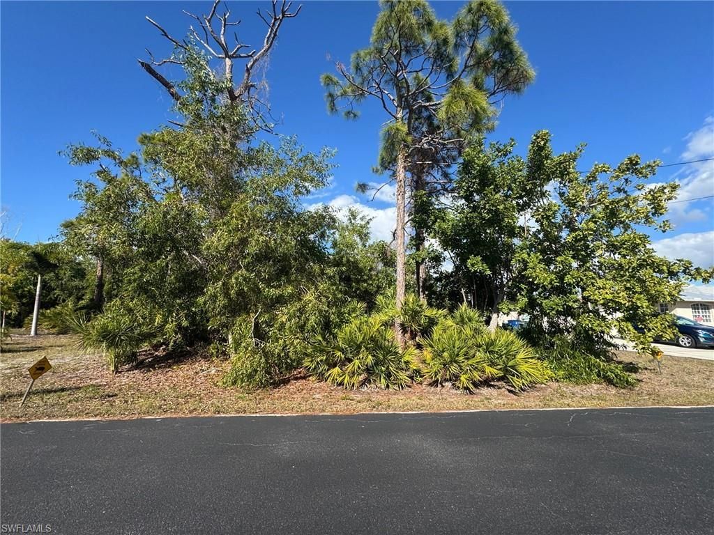 3716 Manatee Dr, Saint James City, FL 33956 Photo