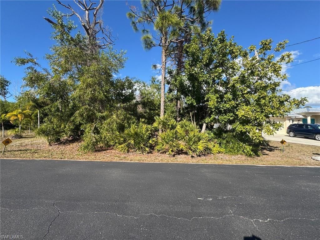 3716 Manatee Dr, Saint James City, FL 33956 Photo