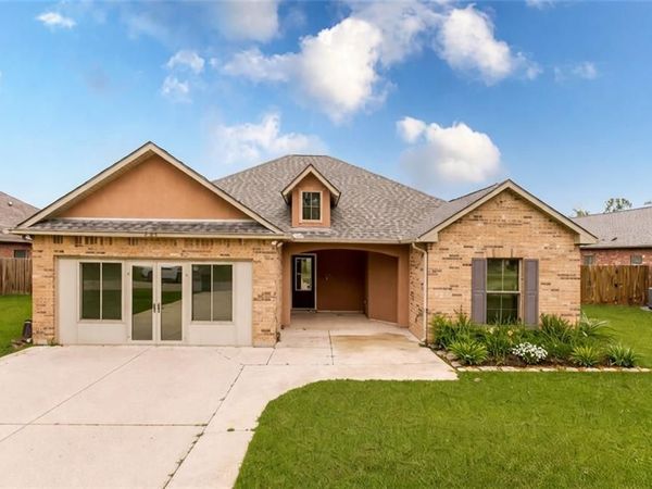 30385 DAWSON Lane, Hammond, LA 70401