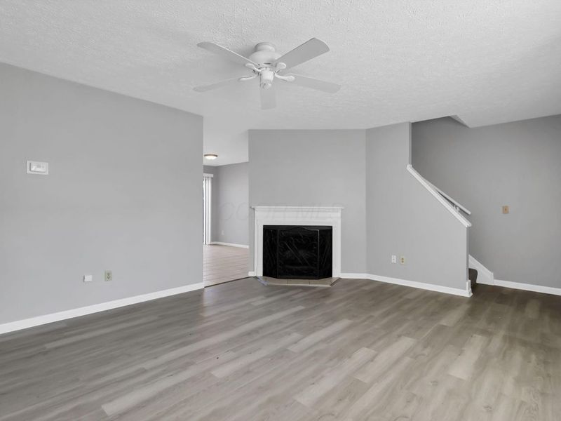 1642 Park Row Drive, Unit K, Columbus, OH 43235 Photo 8