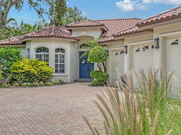 1864 GOLDENROD STREET, SARASOTA, FL 34239