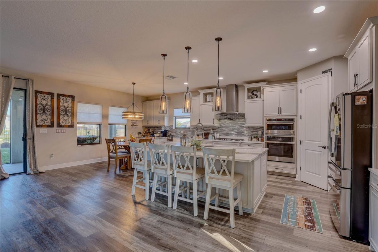 14536 Woodland Spur Drive, Lithia, FL 33547 Photo