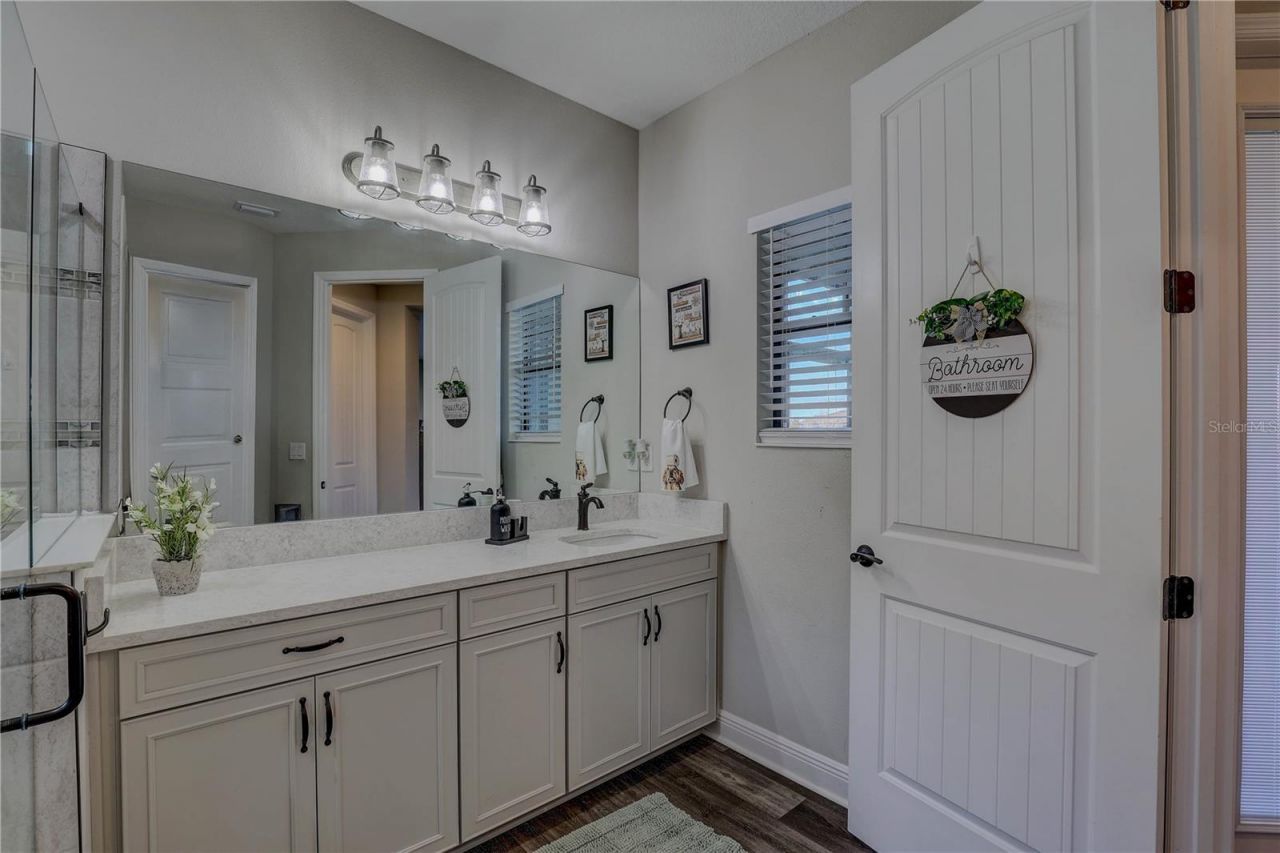 14536 Woodland Spur Drive, Lithia, FL 33547 Photo