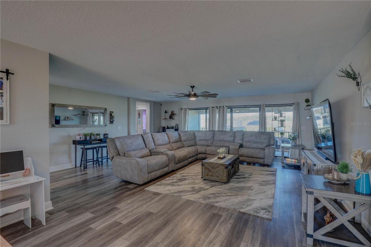 14536 Woodland Spur Drive, Lithia, FL 33547 Photo