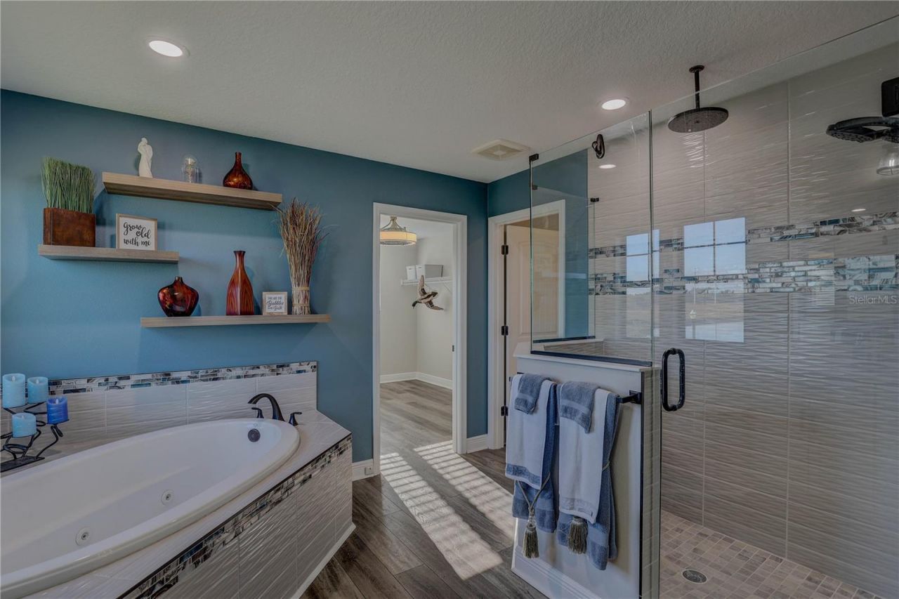 14536 Woodland Spur Drive, Lithia, FL 33547 Photo