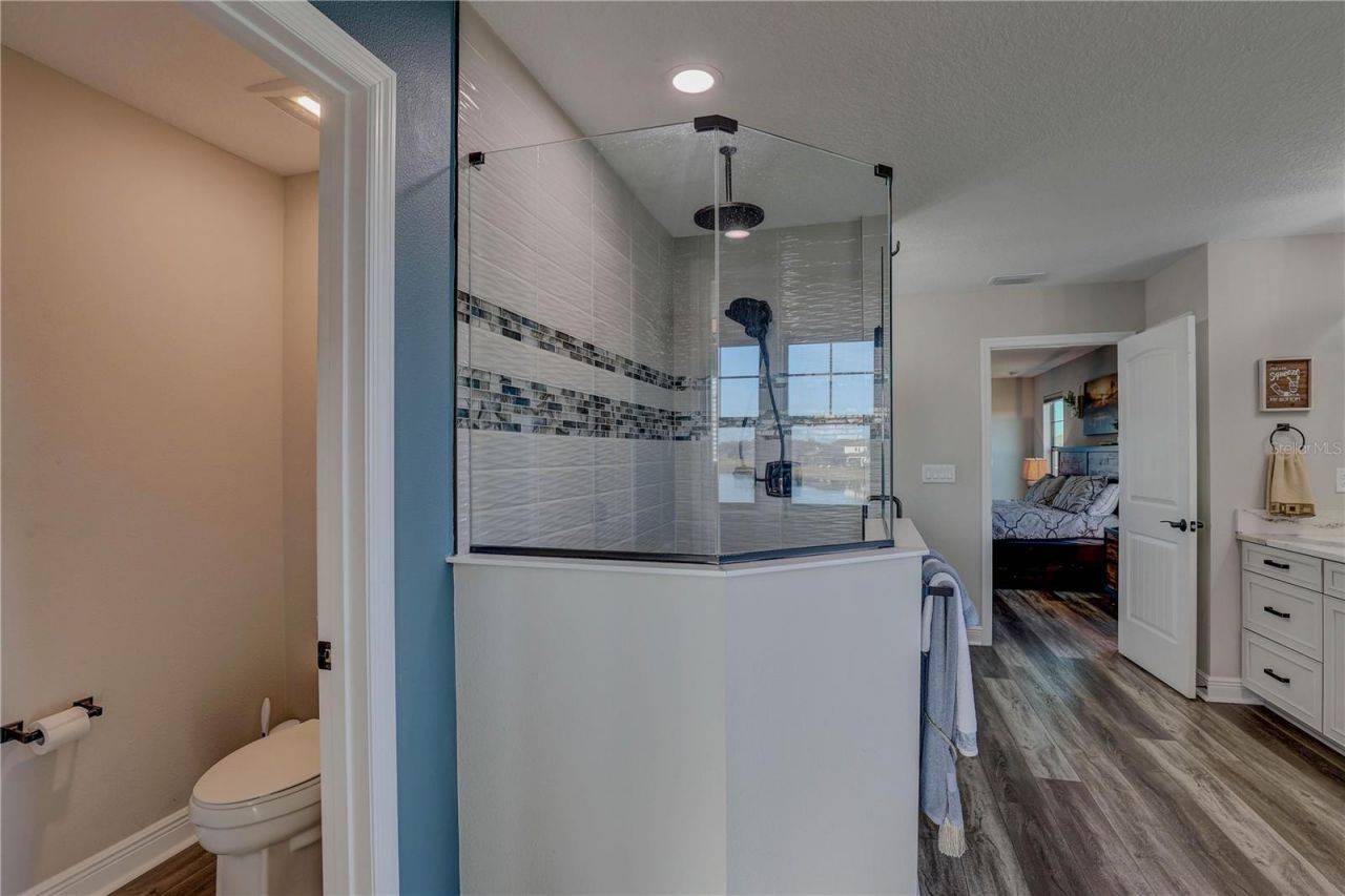 14536 Woodland Spur Drive, Lithia, FL 33547 Photo