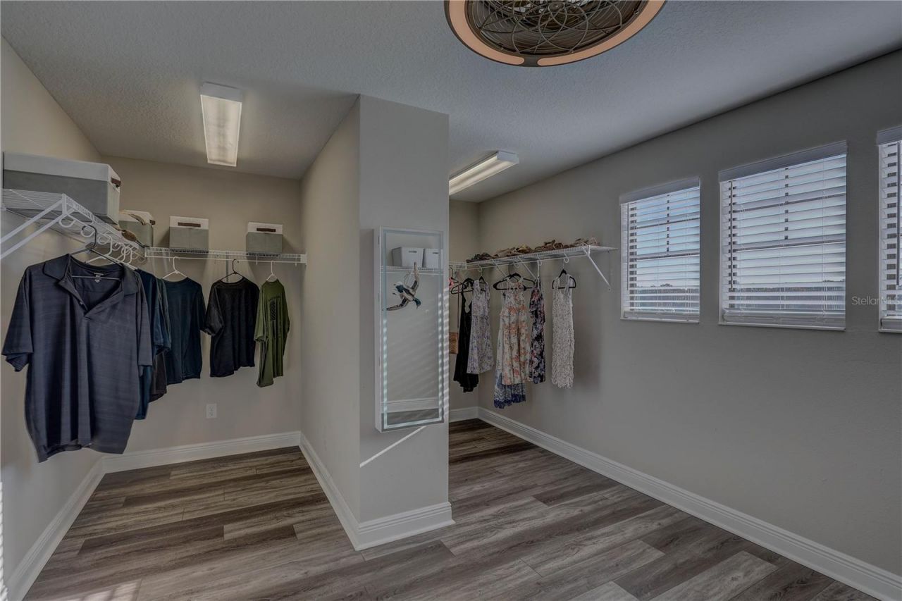 14536 Woodland Spur Drive, Lithia, FL 33547 Photo