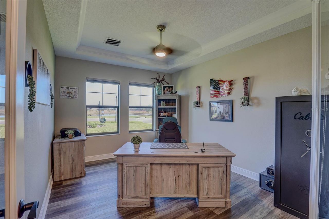 14536 Woodland Spur Drive, Lithia, FL 33547 Photo