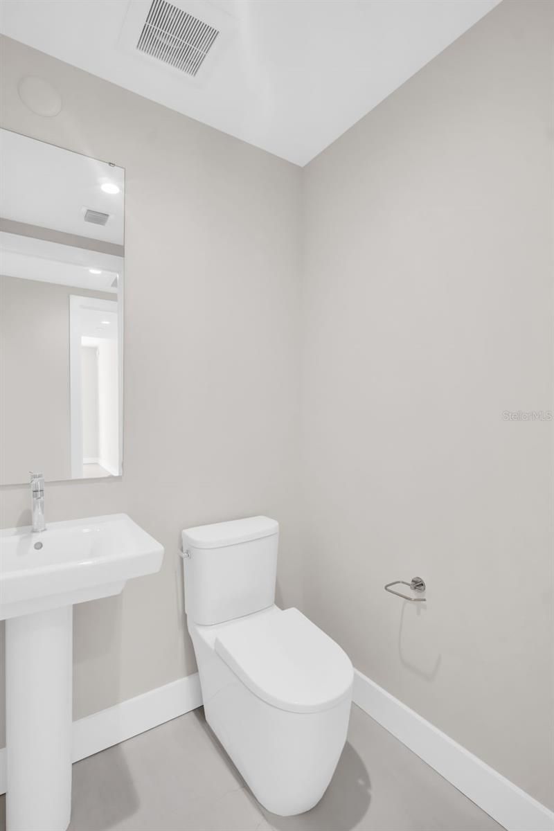 275 1st Avenue S, Unit 1104, Saint Petersburg, FL 33701 Photo