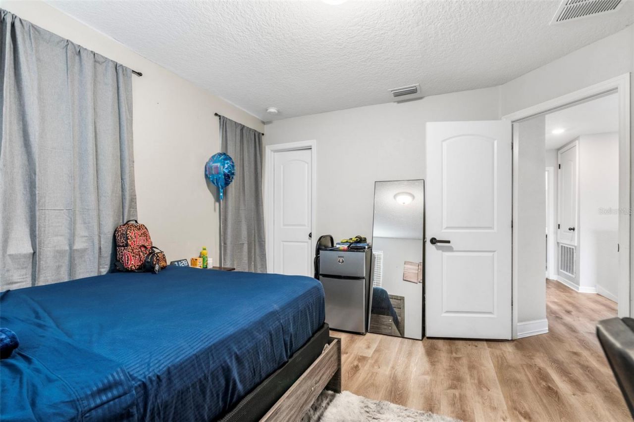 7710 Sunshine Bridge Ave, Gibsonton, FL 33534 Photo