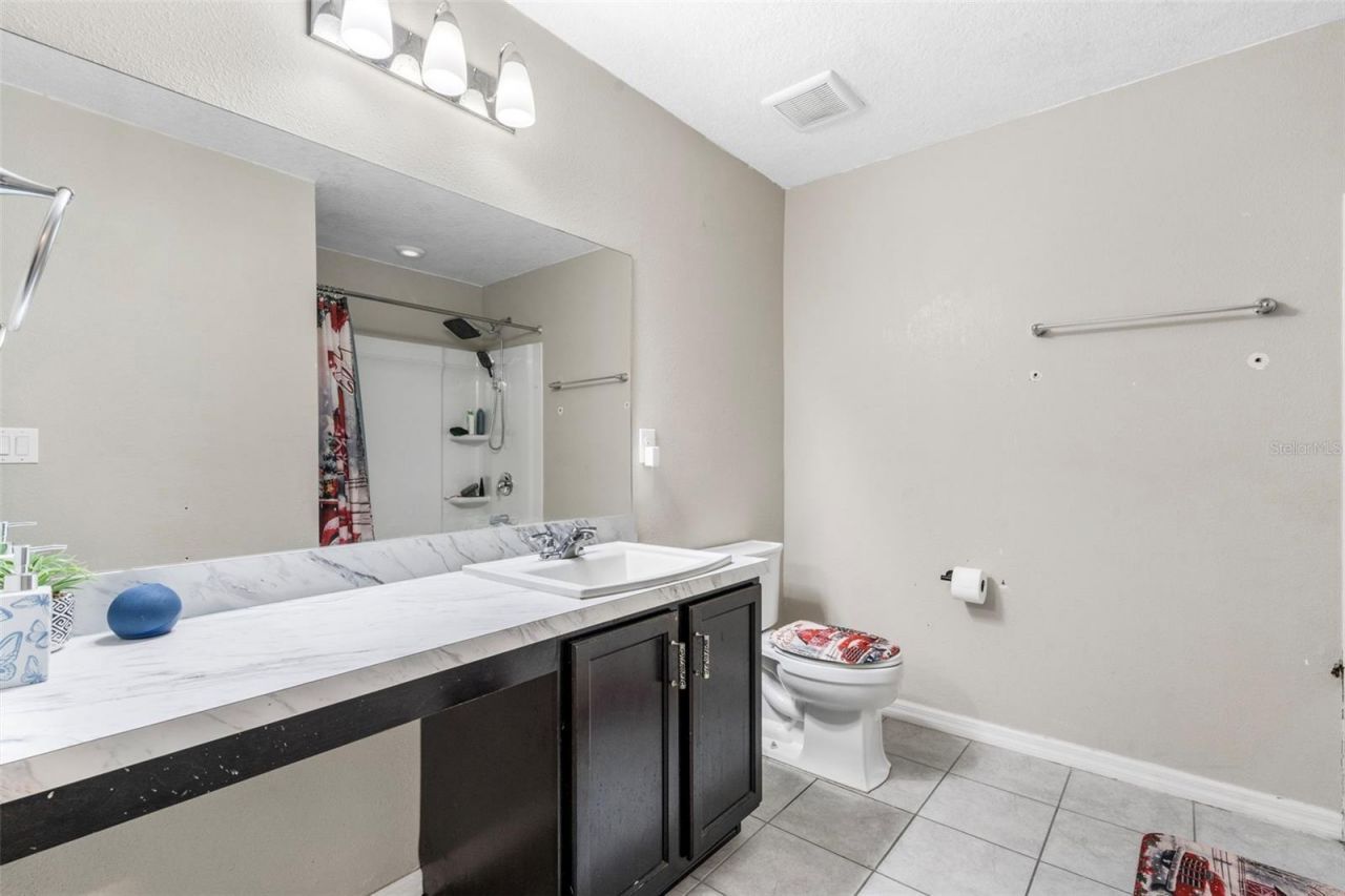 7710 Sunshine Bridge Ave, Gibsonton, FL 33534 Photo