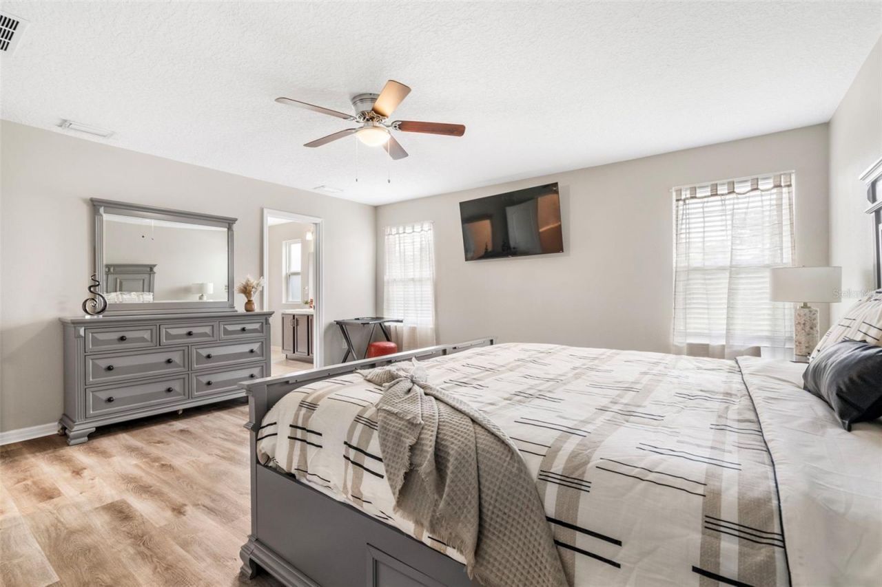 7710 Sunshine Bridge Ave, Gibsonton, FL 33534 Photo