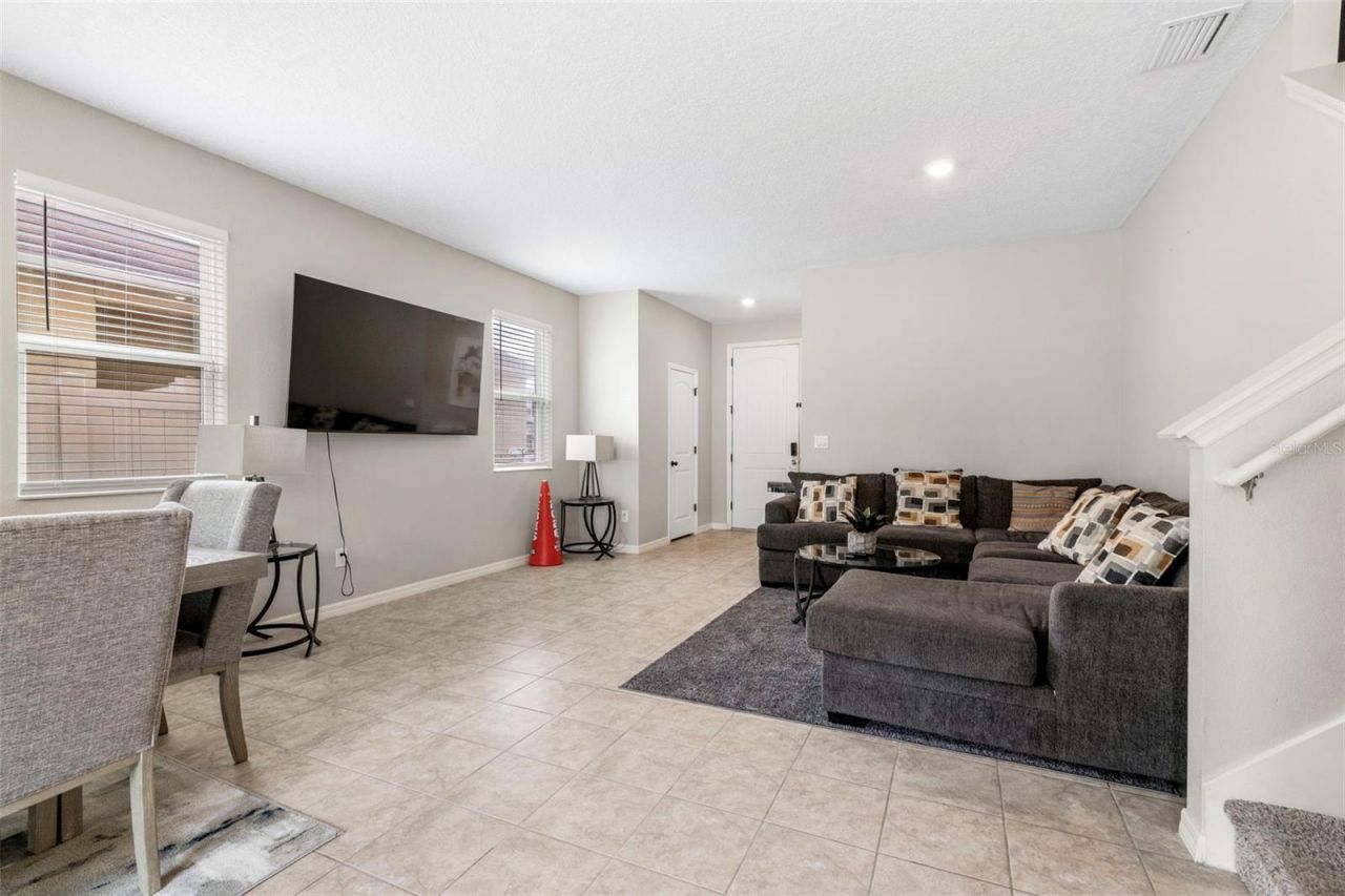 7710 Sunshine Bridge Ave, Gibsonton, FL 33534 Photo