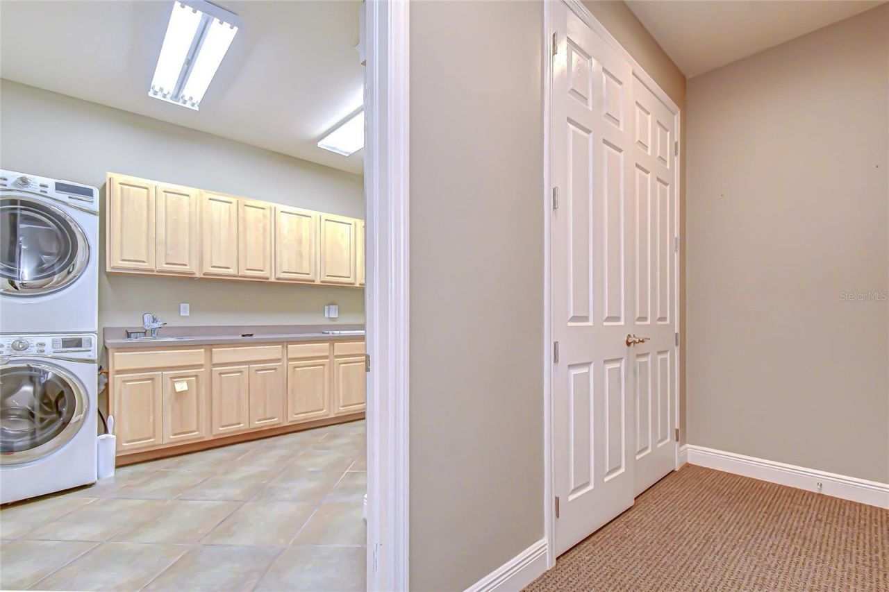 6928 W Linebaugh Avenue, Tampa, FL 33625 Photo