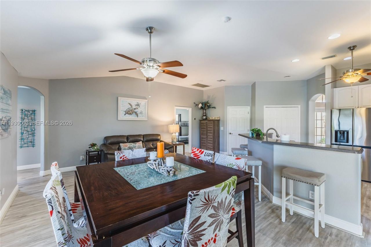 201 SW 35th Street, Cape Coral, FL 33914 Photo