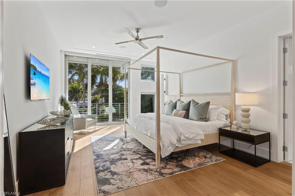 355 Banyan Blvd, Unit 2, Naples, FL 34102 Photo