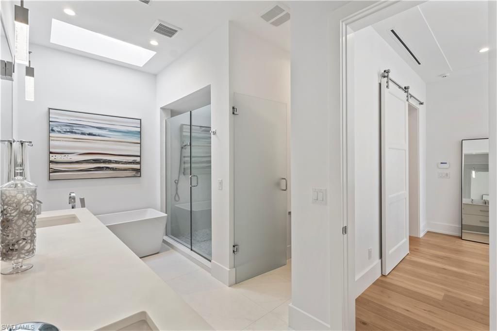 355 Banyan Blvd, Unit 2, Naples, FL 34102 Photo