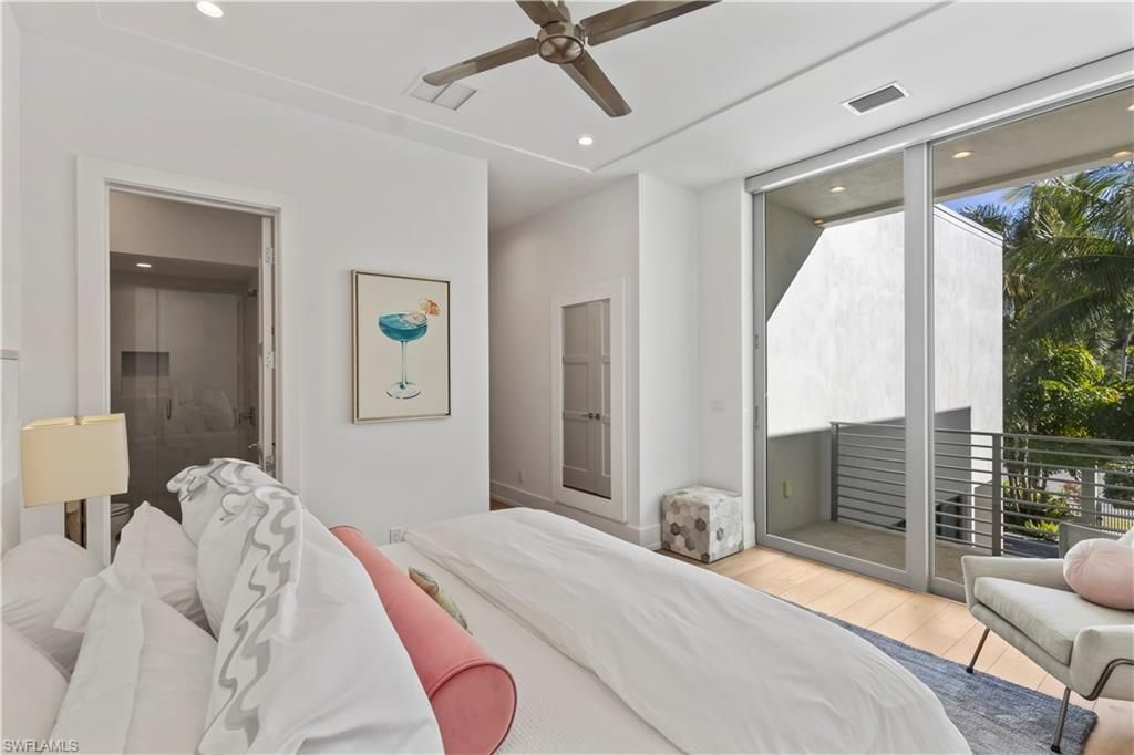 355 Banyan Blvd, Unit 2, Naples, FL 34102 Photo