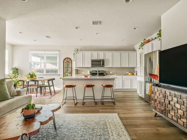 10002 Baden LN, Austin, TX 78754