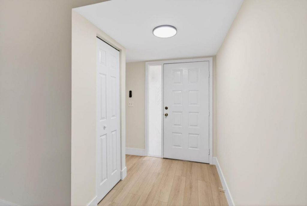 5900 Camino Del Sol, Unit 304, Boca Raton, FL 33433 Photo