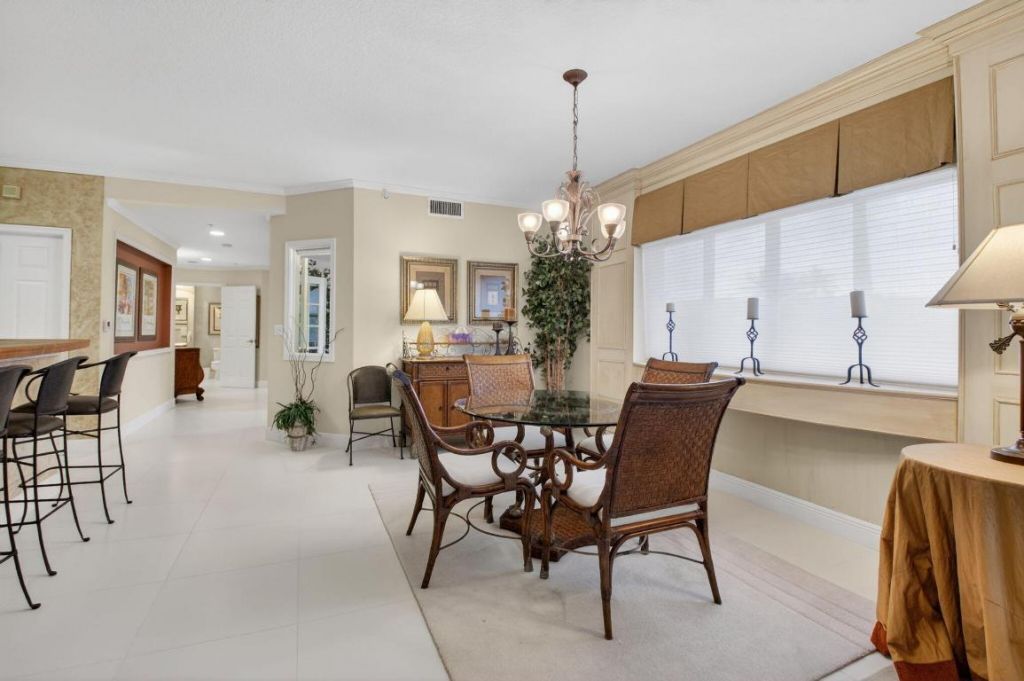 22715 Camino Del Mar, Unit 21, Boca Raton, FL 33433 Photo