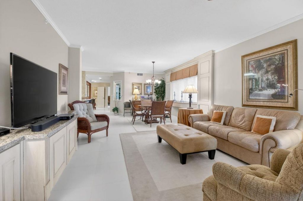 22715 Camino Del Mar, Unit 21, Boca Raton, FL 33433 Photo