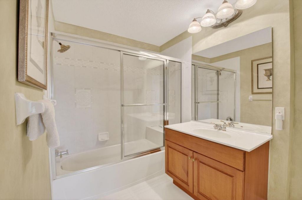 22715 Camino Del Mar, Unit 21, Boca Raton, FL 33433 Photo