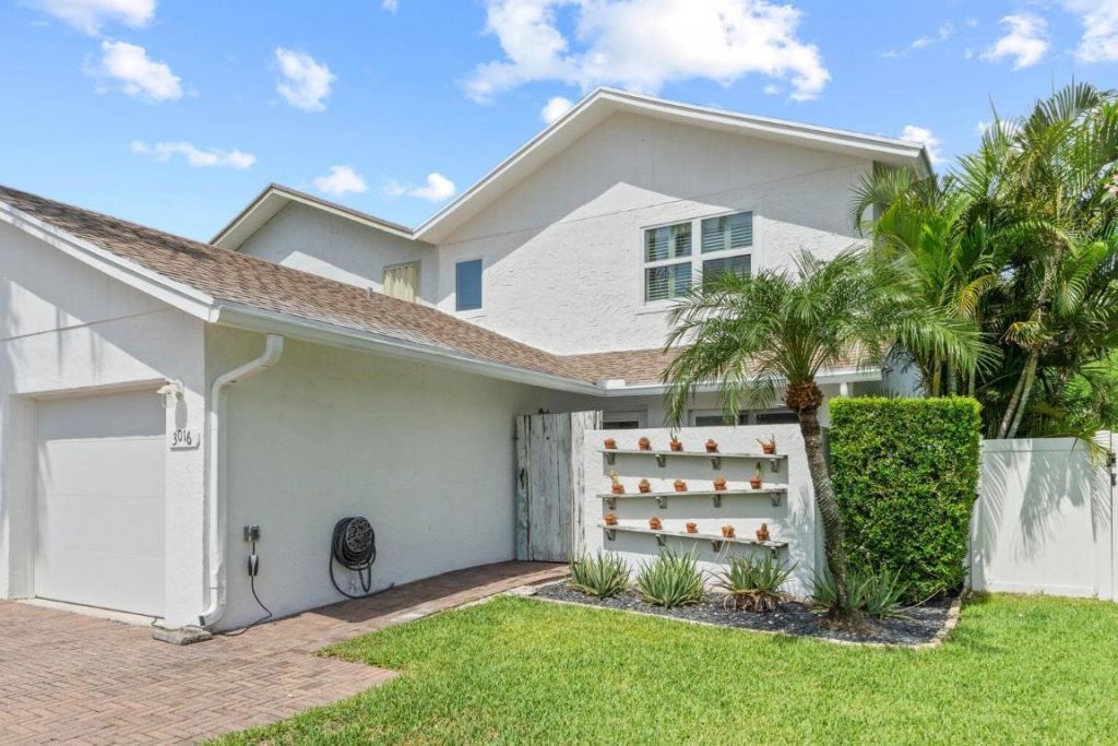 3016 Spanish Trail, Delray Beach, FL 33483 Photo