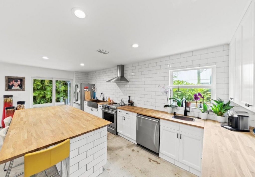 3016 Spanish Trail, Delray Beach, FL 33483 Photo