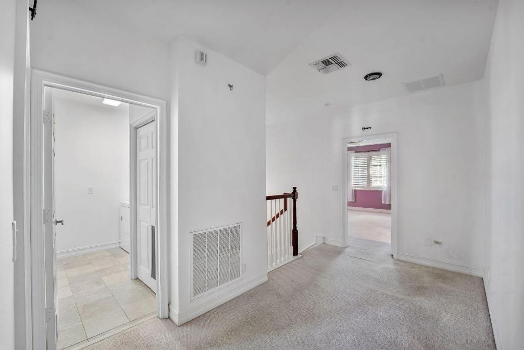 615 Via Villagio, Hypoluxo, FL 33462 Photo