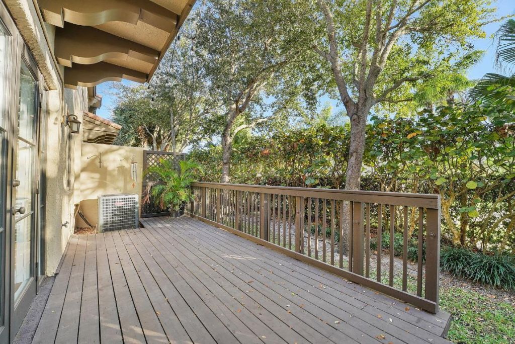 615 Via Villagio, Hypoluxo, FL 33462 Photo