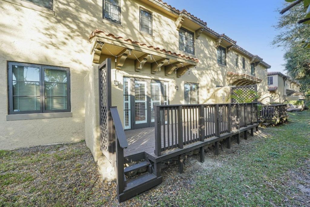 615 Via Villagio, Hypoluxo, FL 33462 Photo